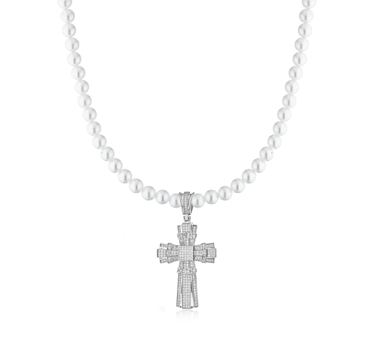 Collana di perle con croce