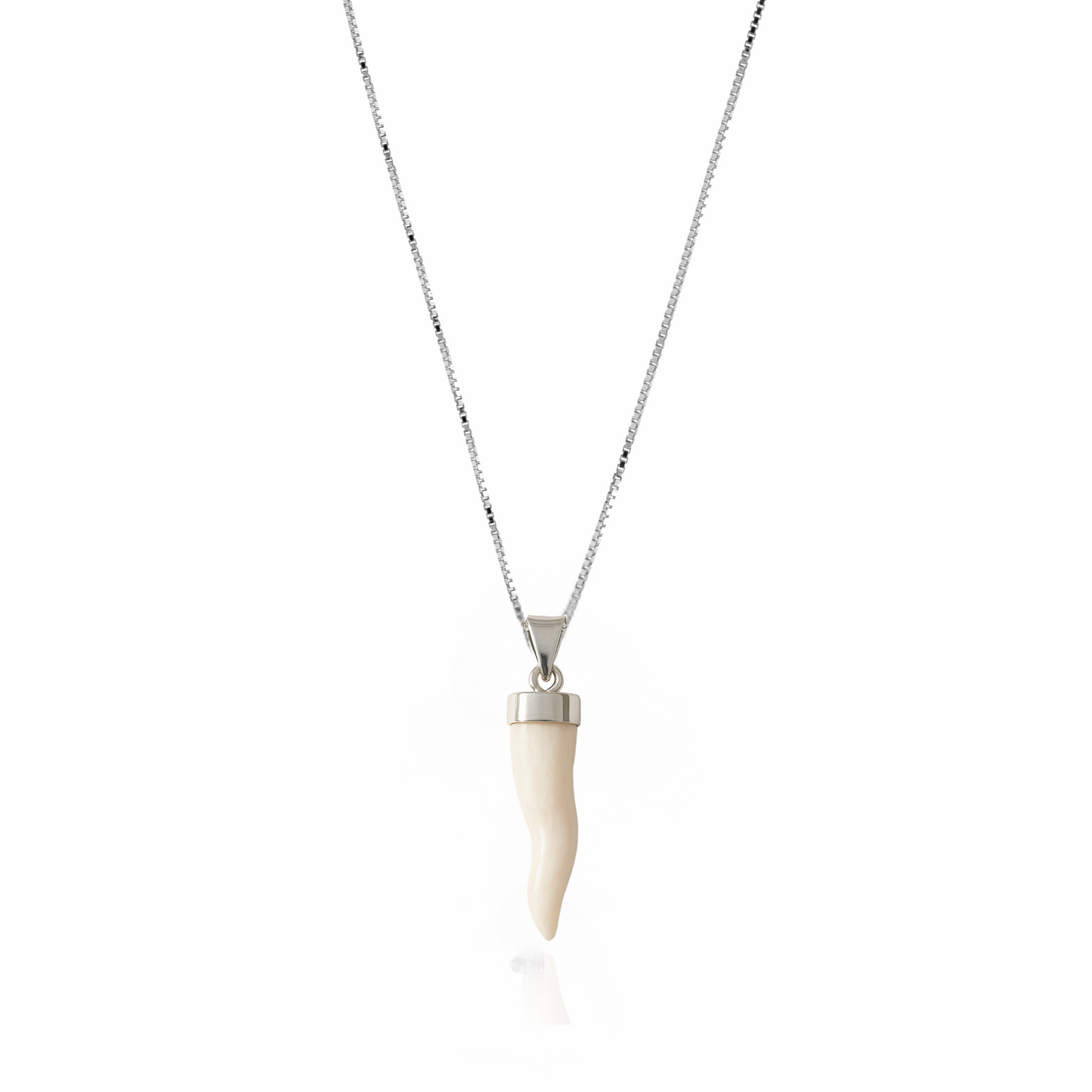 Collana portafortuna in corallo